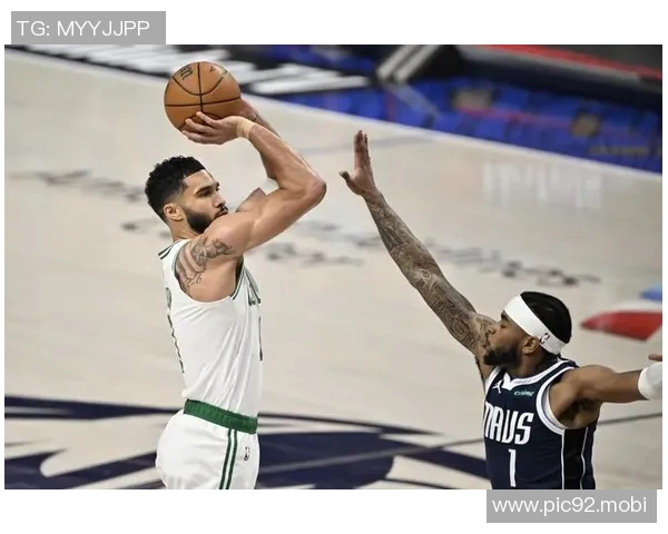 塔图姆赛季首秀15+12+7！绿军双杀送独行侠6连败布朗24+7+7