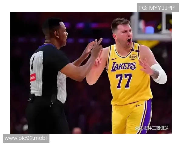 禁赛又近一步,裁判详解东契奇技术犯规背后的真相 禁赛又近一步,裁判详解东契奇技术犯规背后的真相